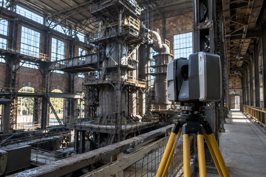 3D laserový skener v průmyslové hale